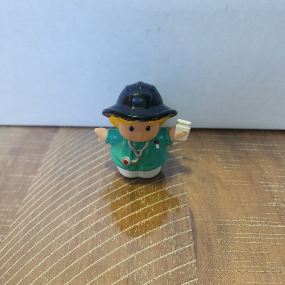 Fisher-Price Little People Doctor Nurse‎ Figure Green Scrubs 2001 Mattel Vintage